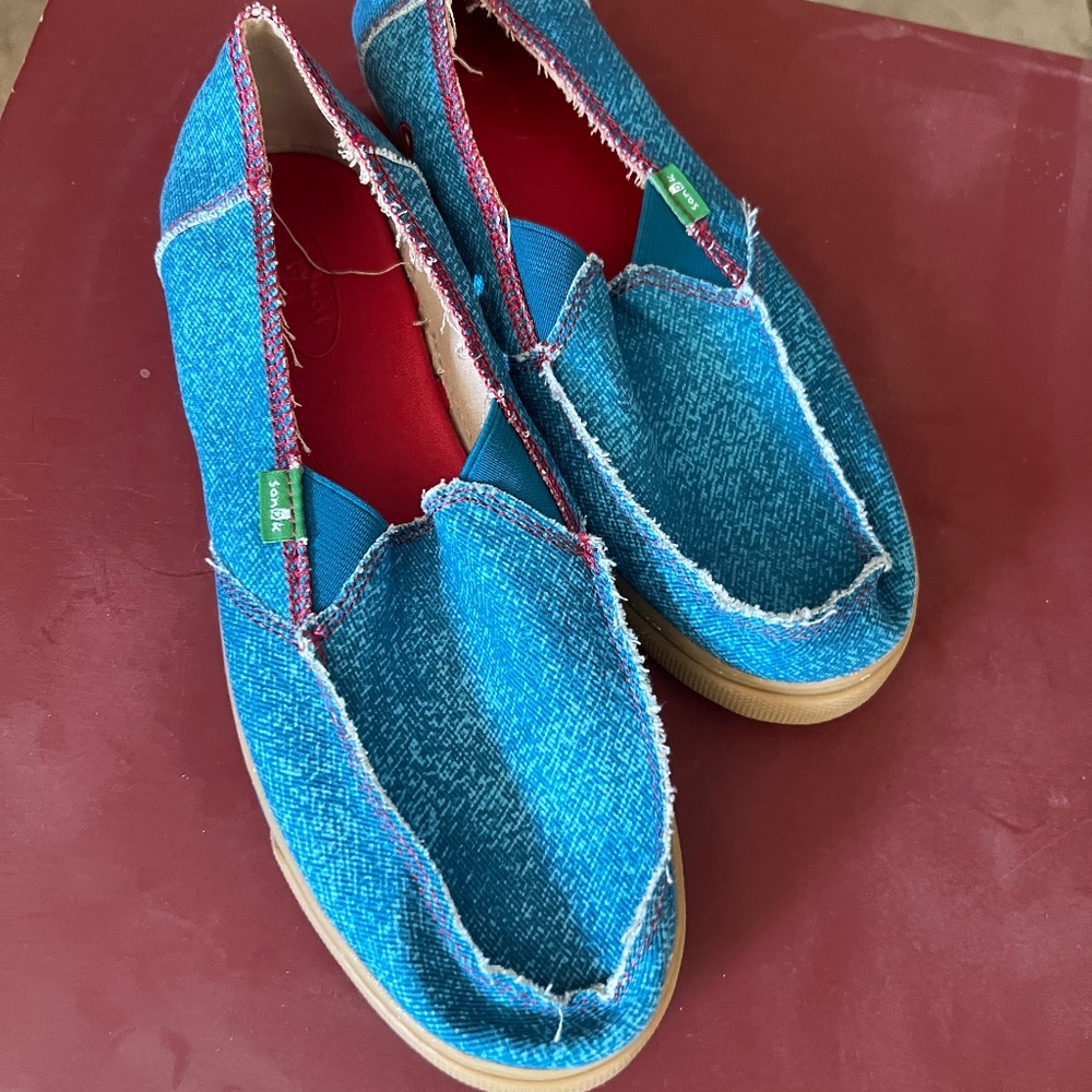 Sanuk colored canvas slip on